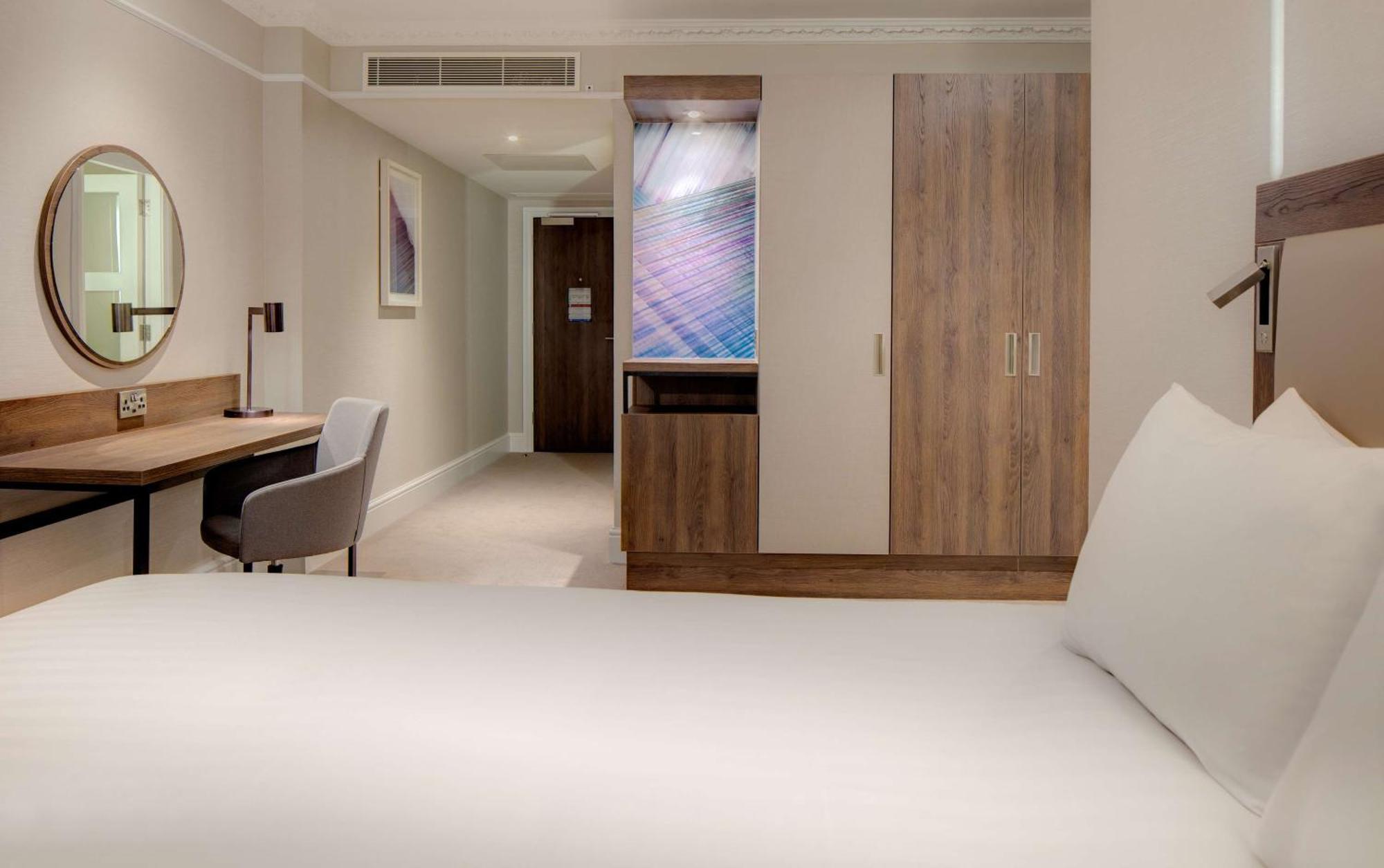 Hilton Edinburgh Carlton Hotel Bagian luar foto