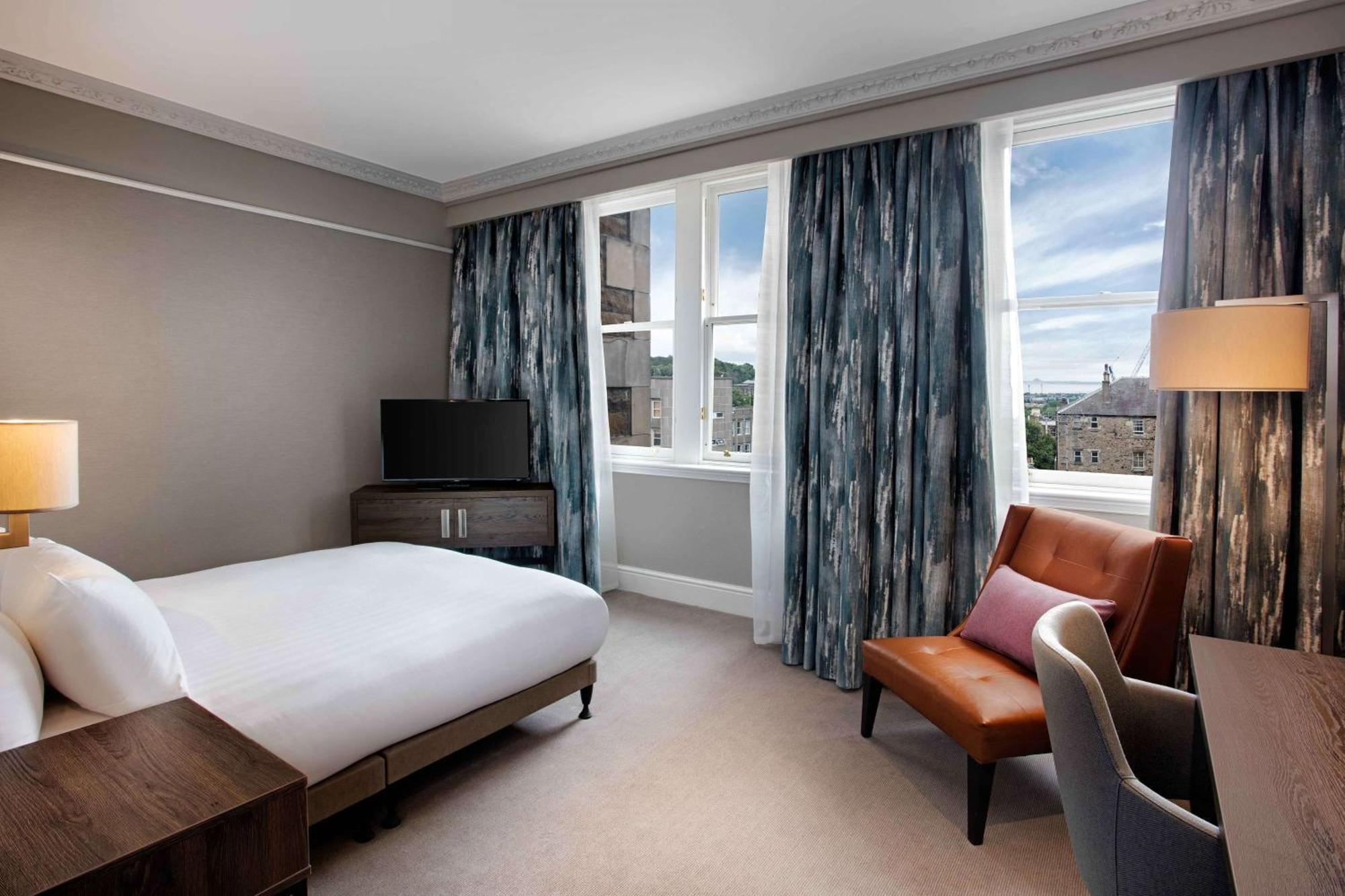 Hilton Edinburgh Carlton Hotel Bagian luar foto