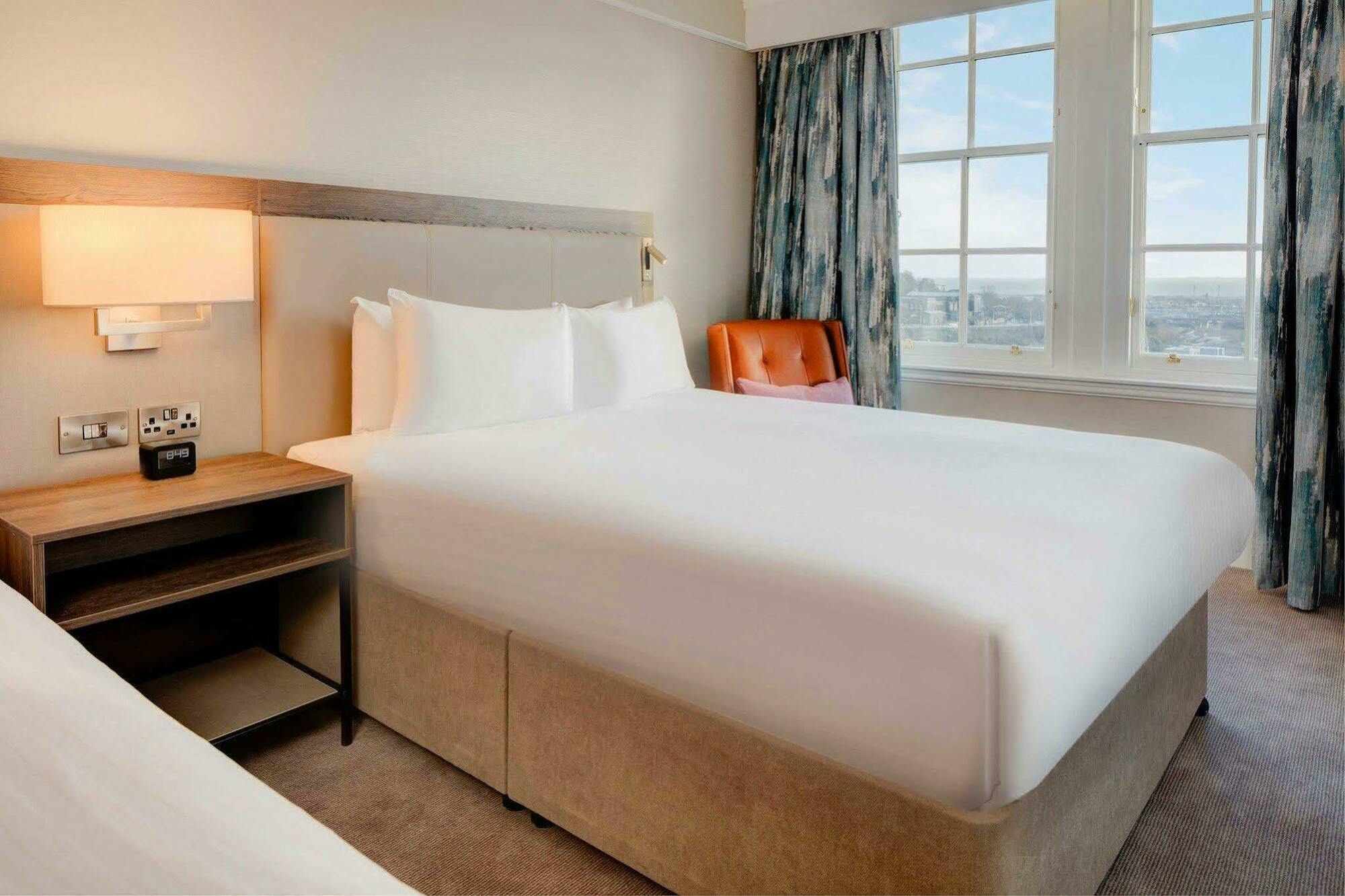Hilton Edinburgh Carlton Hotel Bagian luar foto